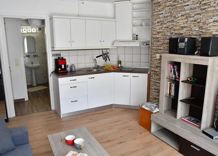 Ibis Thassos 펜션 *